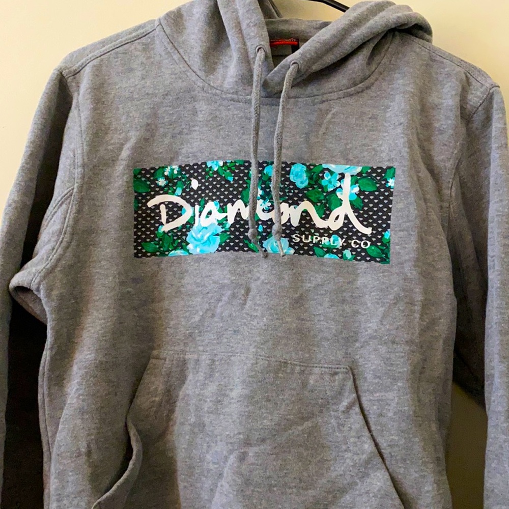 Diamond Supply Co. Hoodie gray hoodie with blue flowers around the logo.